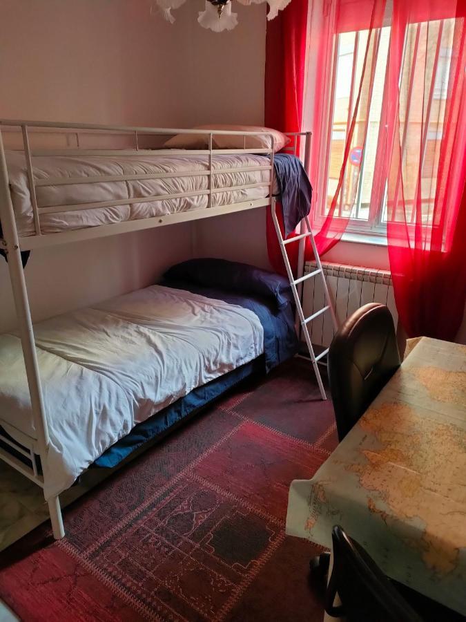 Habitacion Privada, Luminosa Y Bien Comunicada Мадрид Екстер'єр фото